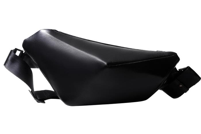 ボディバッグ  class=