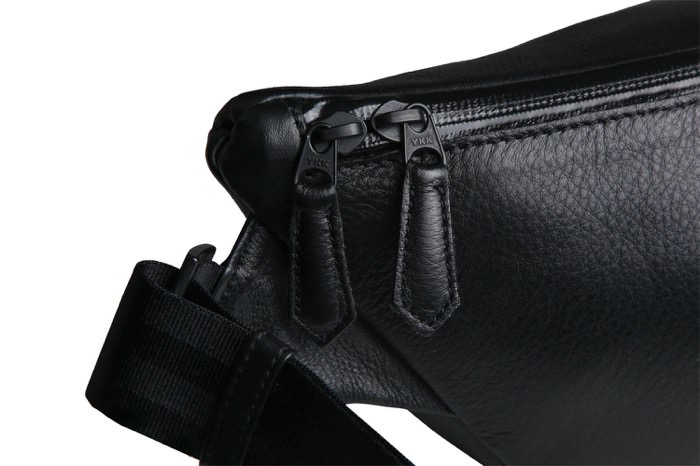 ボディバッグ  class=