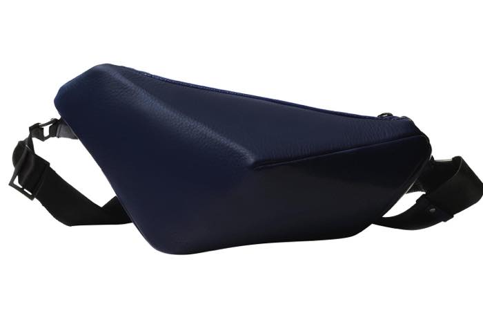 ボディバッグ  class=