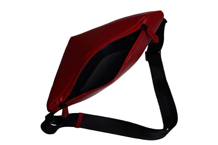 ボディバッグ  class=