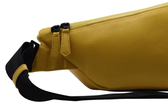 ボディバッグ  class=